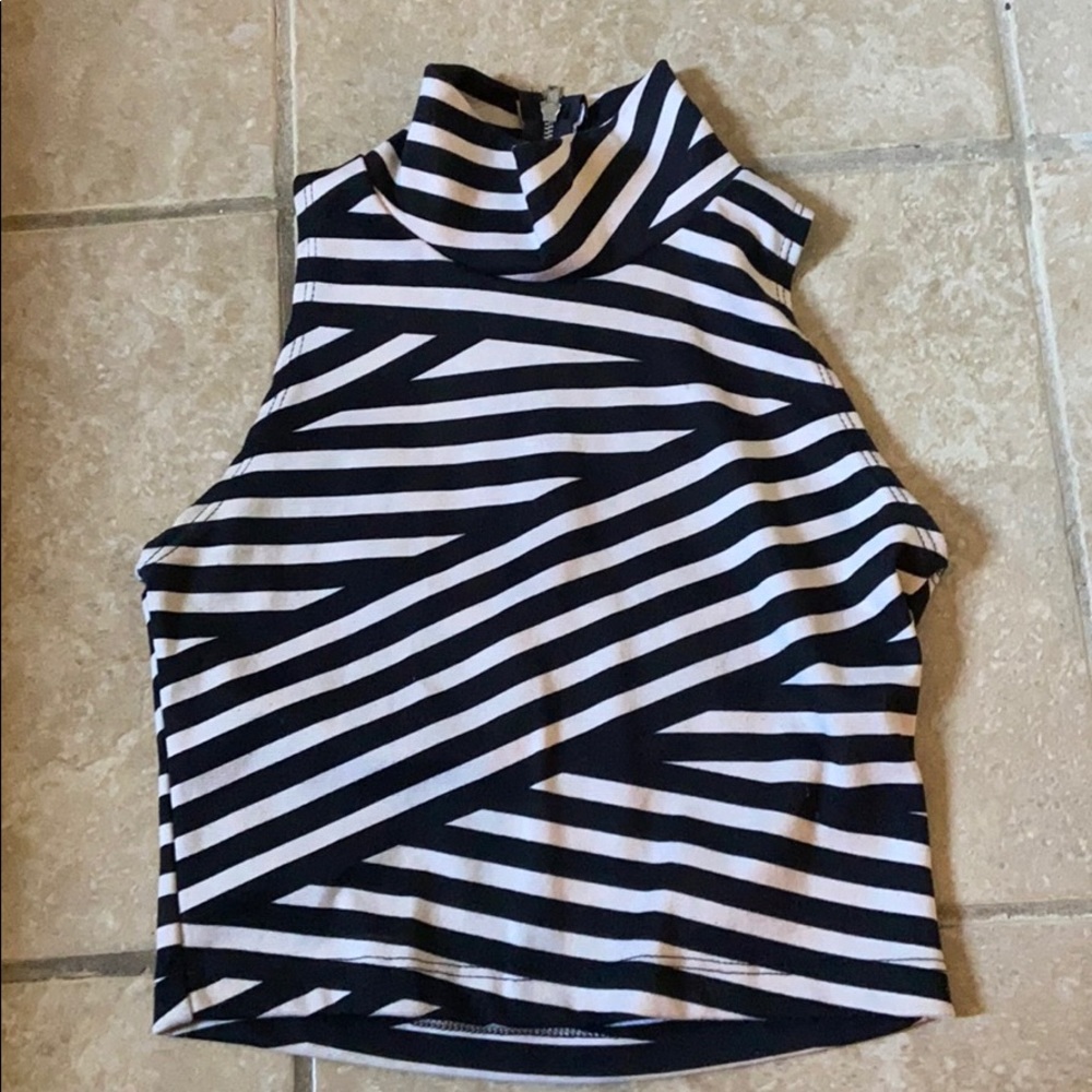 Sleeveless top